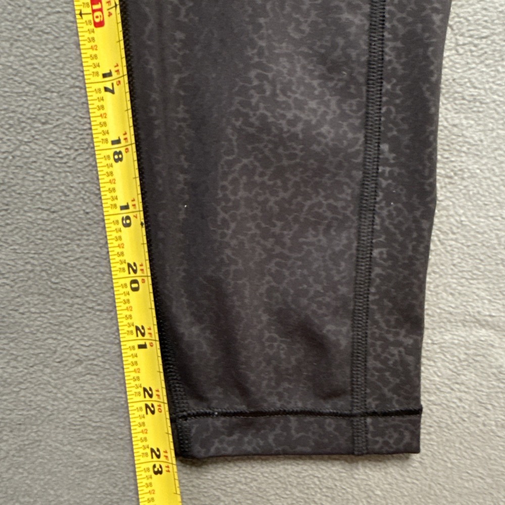 Athleta Tights Womens Small Black Ultimate Stash Pocket Embossed 7/8 Yoga Active - Picture 11 of 12